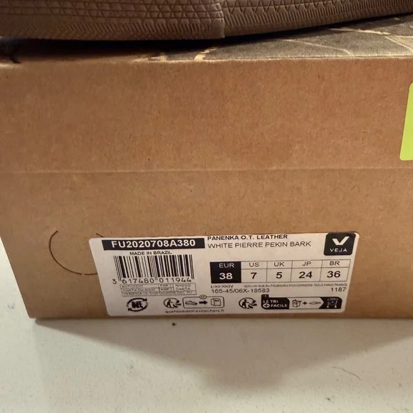 New in Box, Veja Shoes - Picture 3 of 3